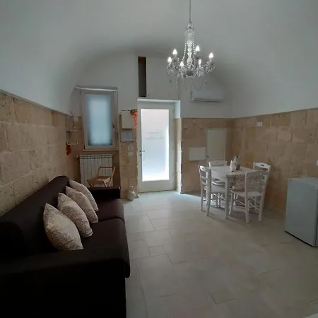 Dimora Mareluna モノーポリ